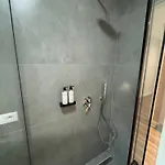 Luxury Center Apartment24 شقة *