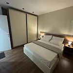 Luxury City Center Apartment24 Tirana
